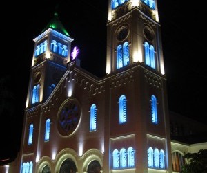 Guamal Iglesia. Fuente: wikimedia.org Por: Alejandro Blandon